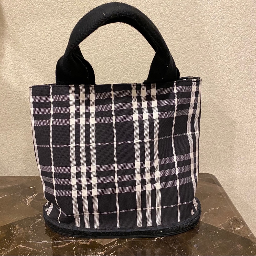 Vintage Y2K Burberry Black & White Woven‎ Fabric Rubber Bottom - Picture 2 of 5